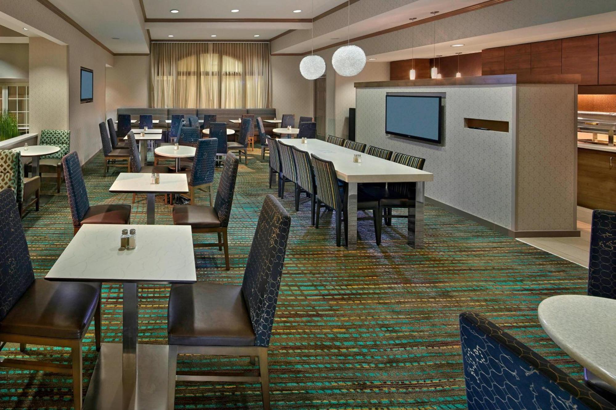 Residence Inn By Marriott Hartford Downtown Exterior photo